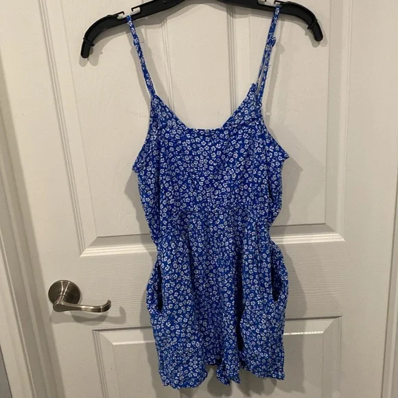 Two H&M Rompers - Picture 2 of 9